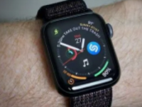 新款AppleWatch一个值得关注的改进就是支持了快速充电